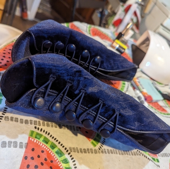 Impo Stretch Vassar Bootie Blue Velvet Peep Toe Loop Close Size 7M - Picture 5 of 7